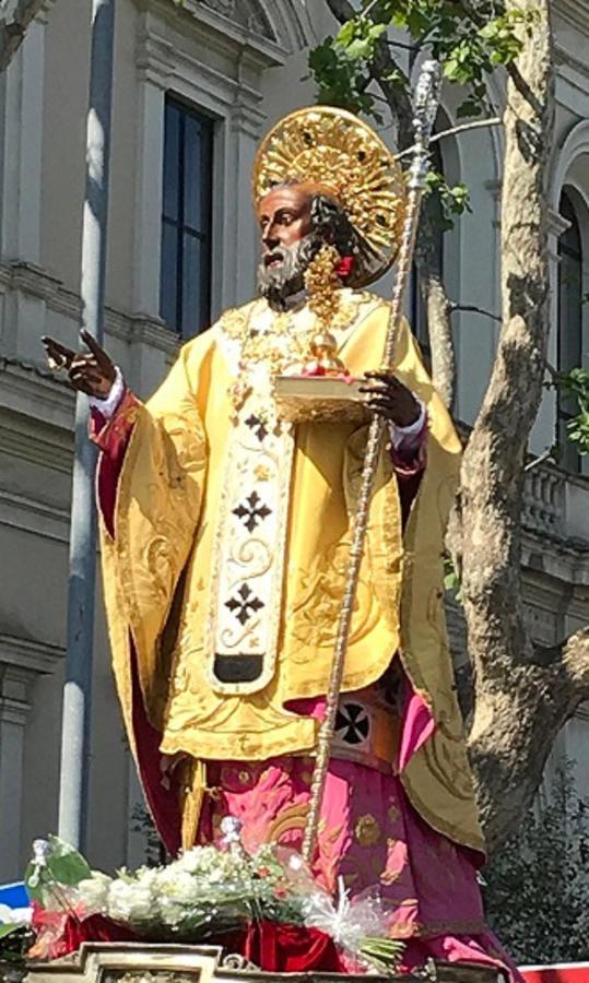 Via Dell'azzurra * Bari